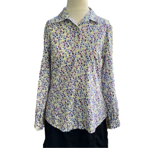 𝅺banana Republic soft wash long sleeve - Picture 1 of 3